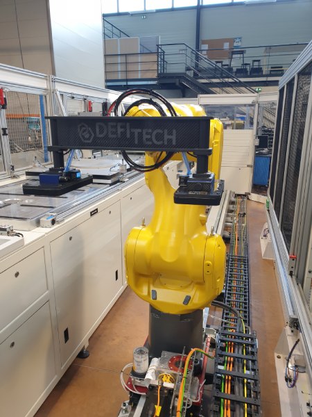 robot ligne assemblage automatisée convertisseurs-DCAC